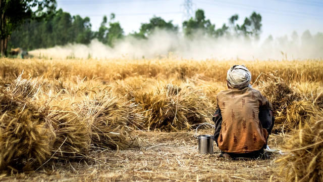 Strike and Agitation by Farmers Pushing Modi Regime to Backfoot