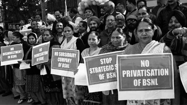 BSNL and MTNL employees win a victory finally but the war isn’t over