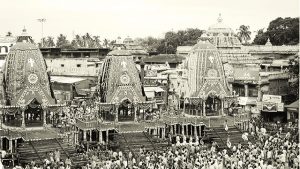 What does the iconic Rath Yatra in Puri during COVID-19 imply?