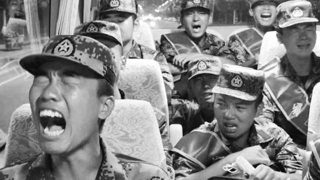 Fact check: No, the Chinese PLA soldiers crying in the video aren’t afraid but singing
